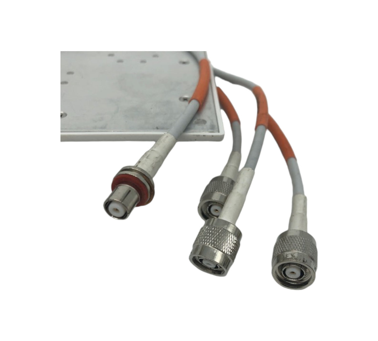 Cisco AIR-ANT2566P4W-R= used ( damaged )