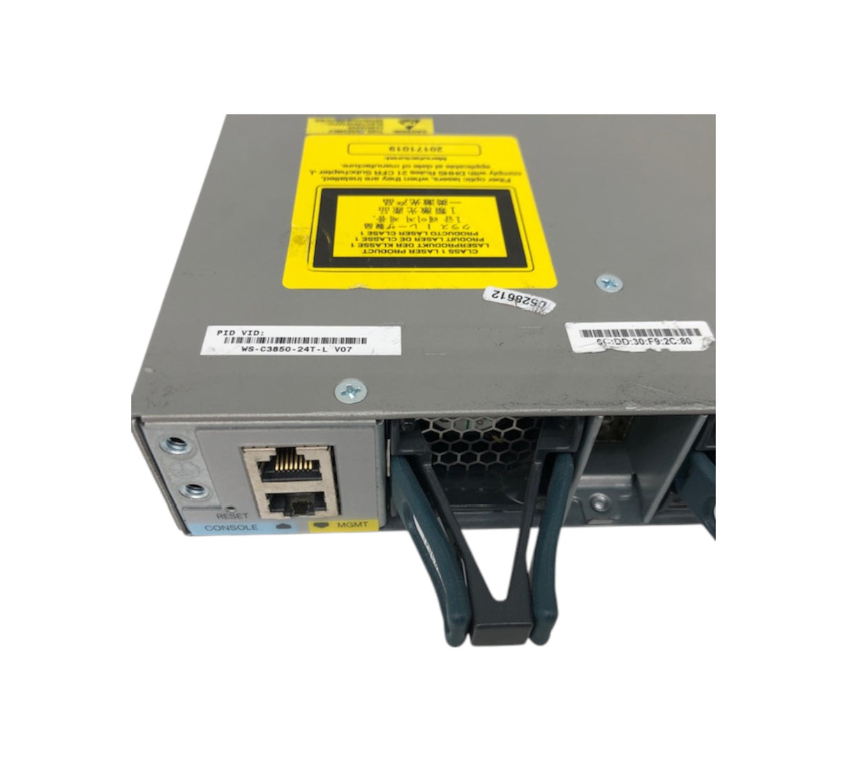 Cisco WS-C3850-24T-L used ( damaged )